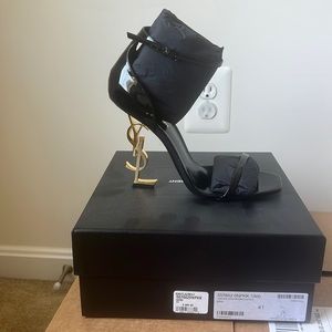 Brand New Never Worn YSL Opyum Sandals!!